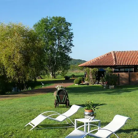 לינה וארוחת בוקר La Ferme Du Bois Blanc