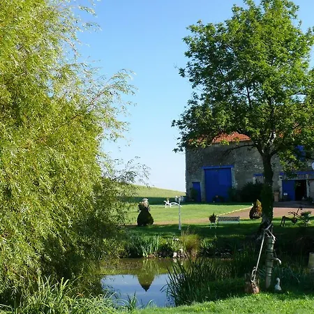 La Ferme Du Bois Blanc לינה וארוחת בוקר *