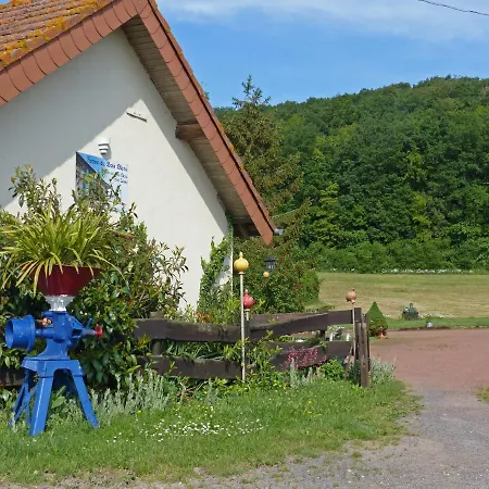 לינה וארוחת בוקר La Ferme Du Bois Blanc *